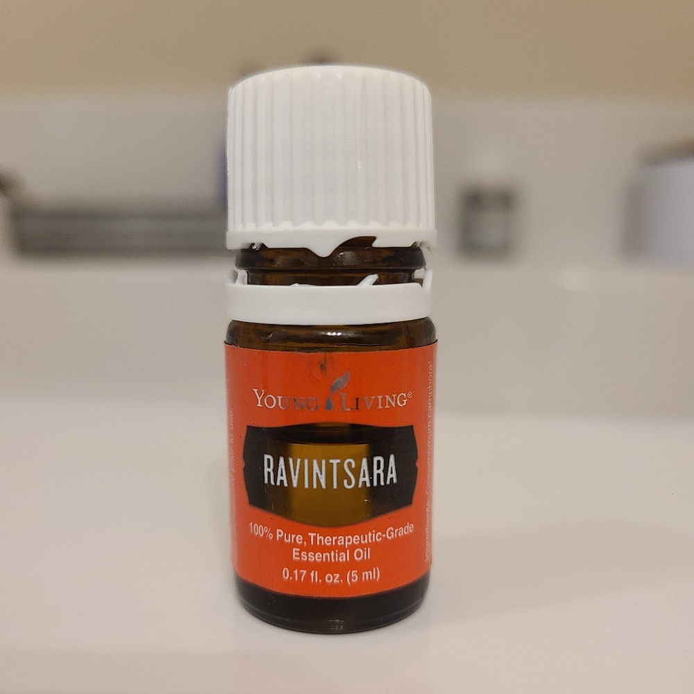 Young Living Essential Oil Ravintsara 5ml